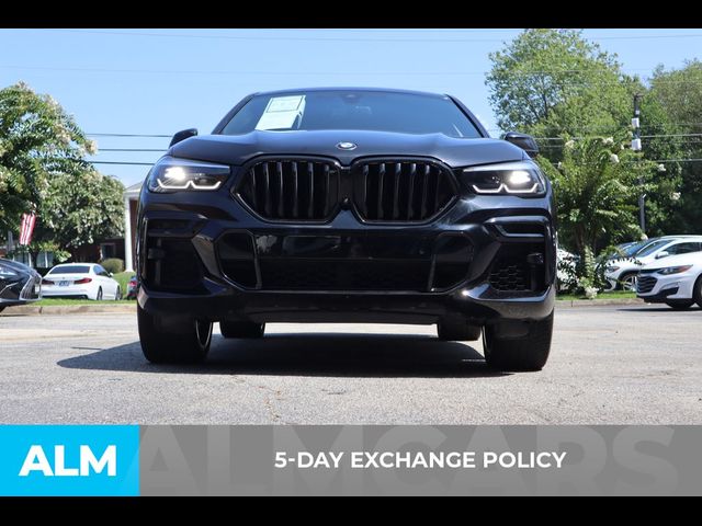 2022 BMW X6 M50i