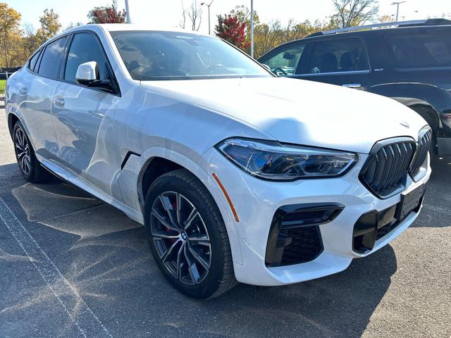 2022 BMW X6 M50i