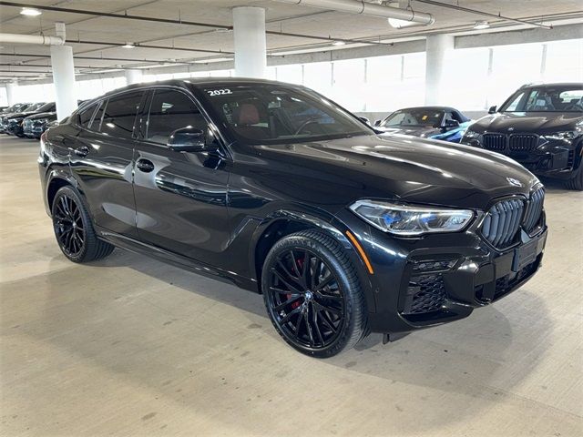 2022 BMW X6 M50i