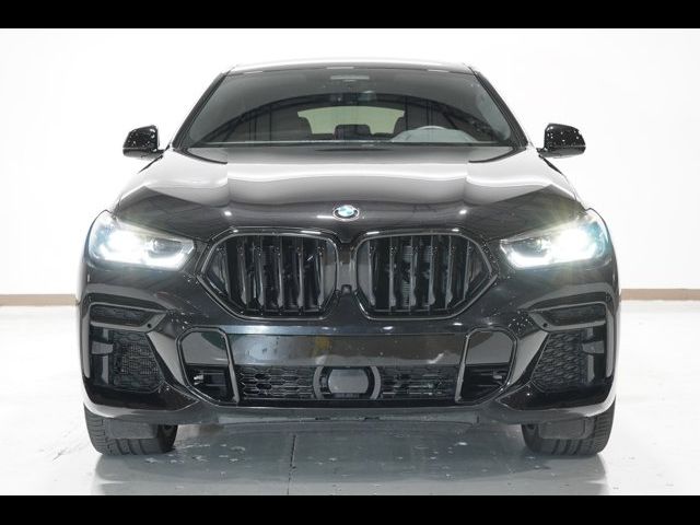 2022 BMW X6 M50i