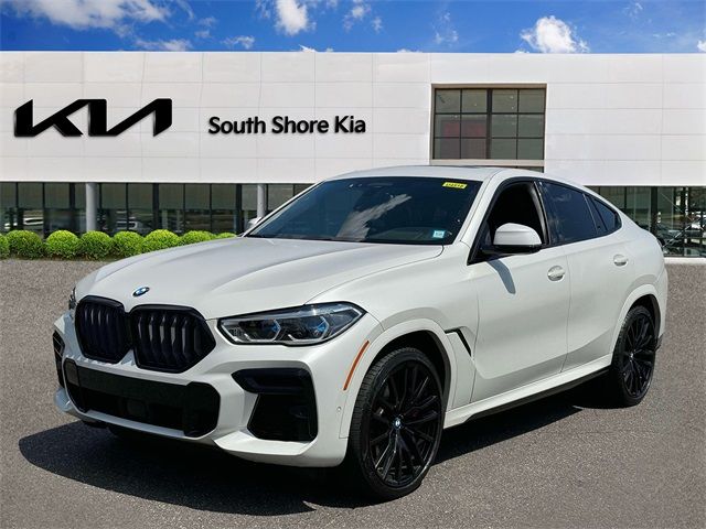 2022 BMW X6 M50i