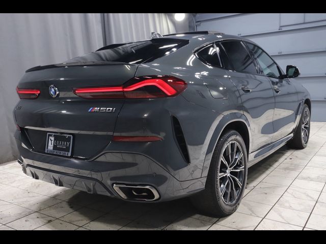 2022 BMW X6 M50i