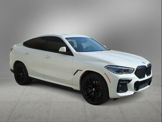 2022 BMW X6 M50i