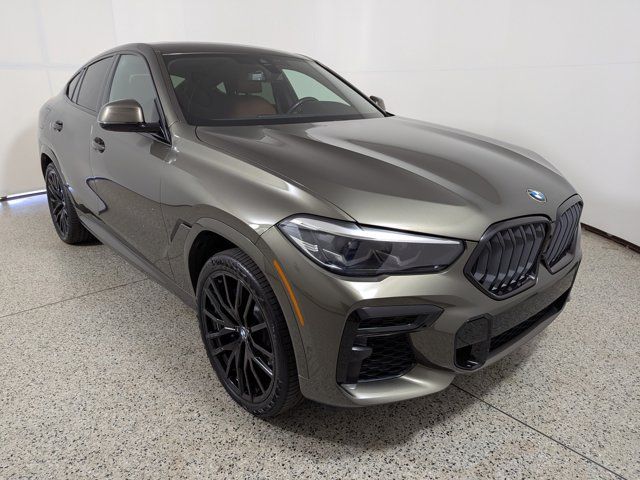 2022 BMW X6 M50i