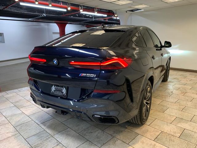 2022 BMW X6 M50i