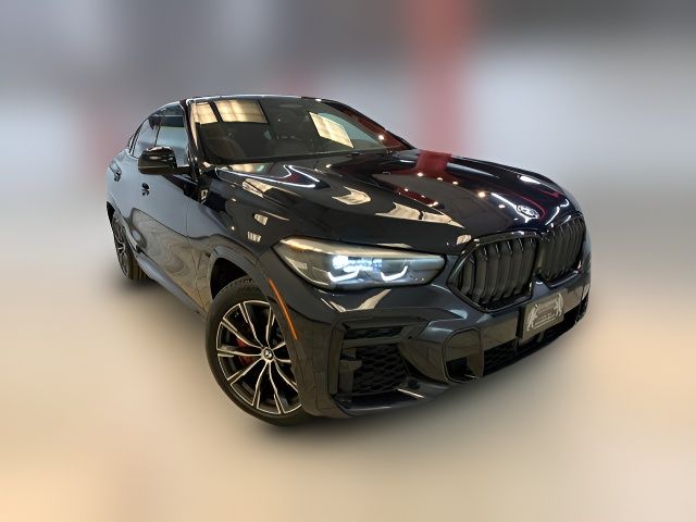 2022 BMW X6 M50i