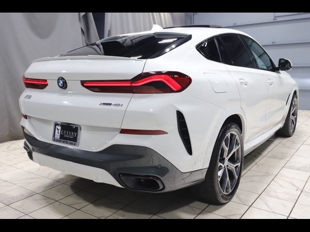 2022 BMW X6 xDrive40i