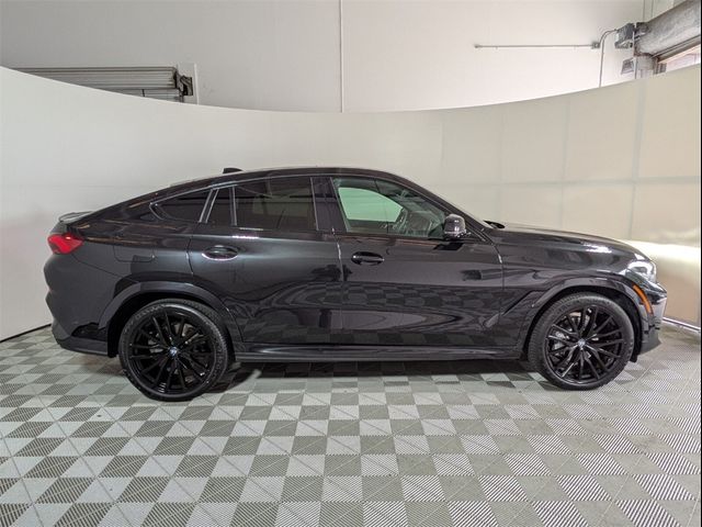 2022 BMW X6 xDrive40i