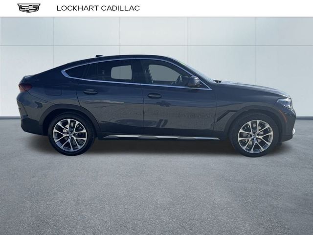 2022 BMW X6 xDrive40i