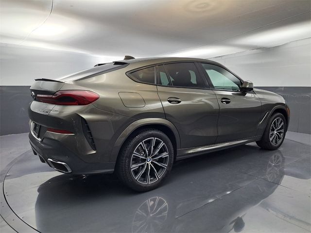 2022 BMW X6 xDrive40i