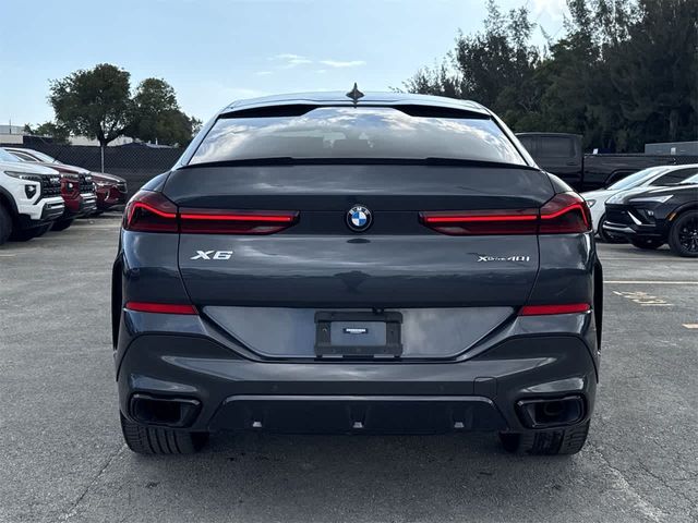 2022 BMW X6 xDrive40i