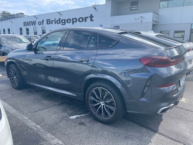 2022 BMW X6 xDrive40i