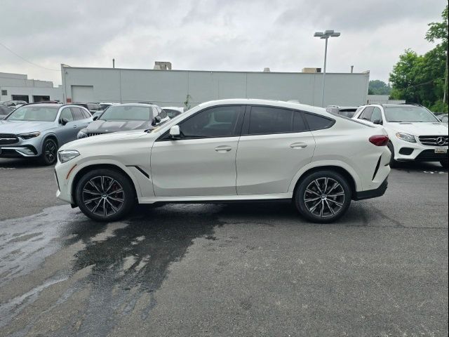 2022 BMW X6 xDrive40i