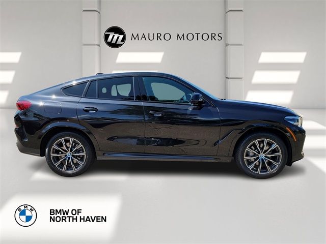 2022 BMW X6 xDrive40i