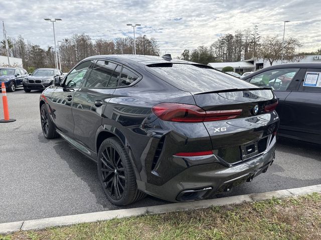 2022 BMW X6 xDrive40i