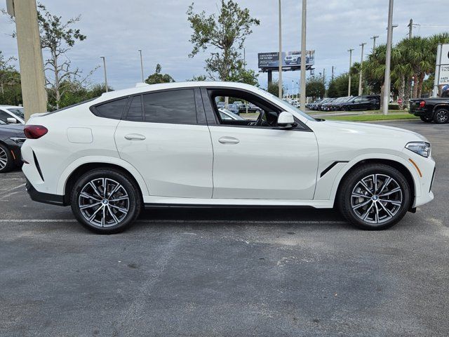 2022 BMW X6 xDrive40i