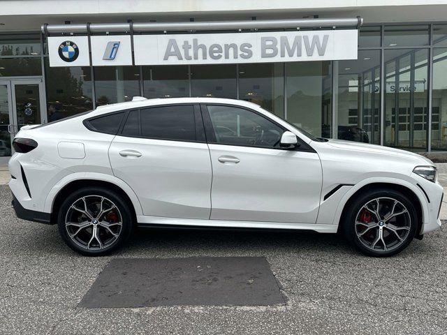 2022 BMW X6 xDrive40i