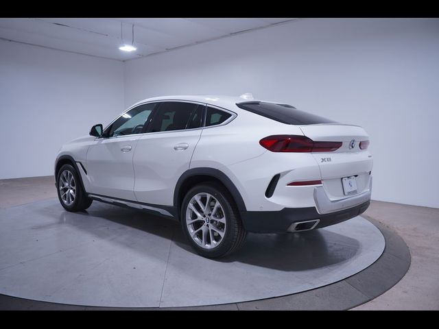 2022 BMW X6 xDrive40i