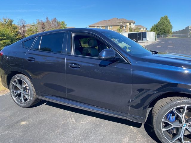 2022 BMW X6 xDrive40i