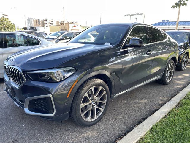 2022 BMW X6 xDrive40i