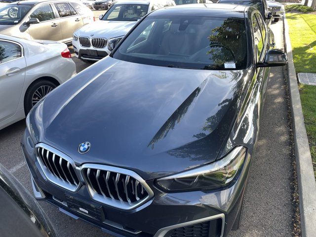 2022 BMW X6 xDrive40i