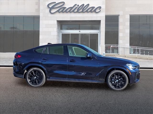 2022 BMW X6 xDrive40i