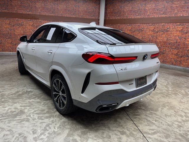 2022 BMW X6 xDrive40i