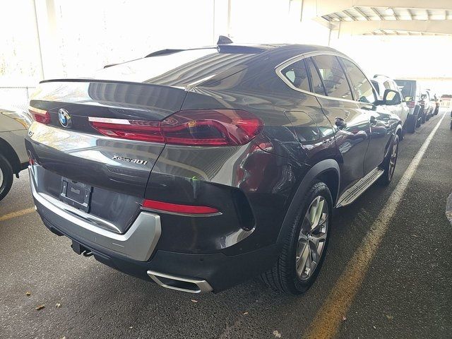 2022 BMW X6 xDrive40i