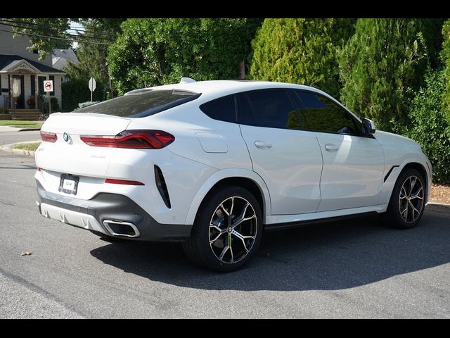 2022 BMW X6 xDrive40i