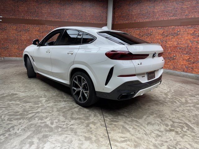 2022 BMW X6 xDrive40i