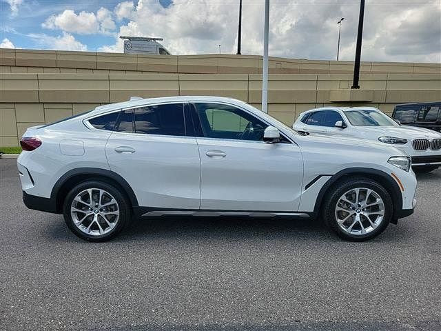 2022 BMW X6 xDrive40i