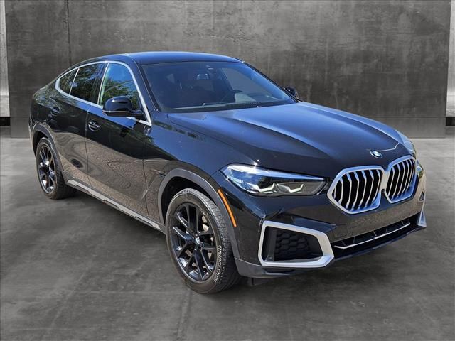 2022 BMW X6 xDrive40i