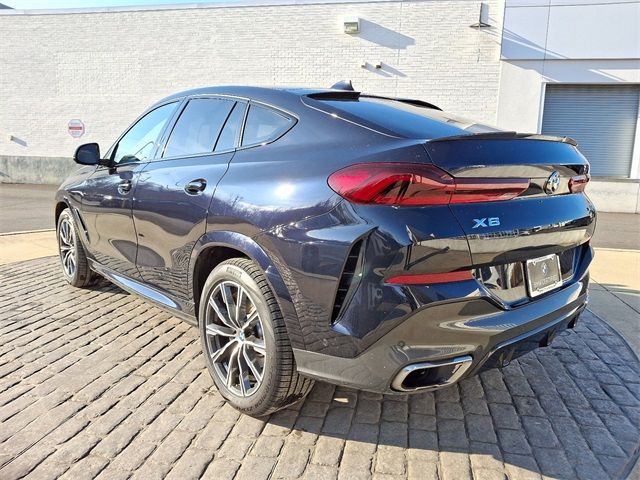 2022 BMW X6 xDrive40i