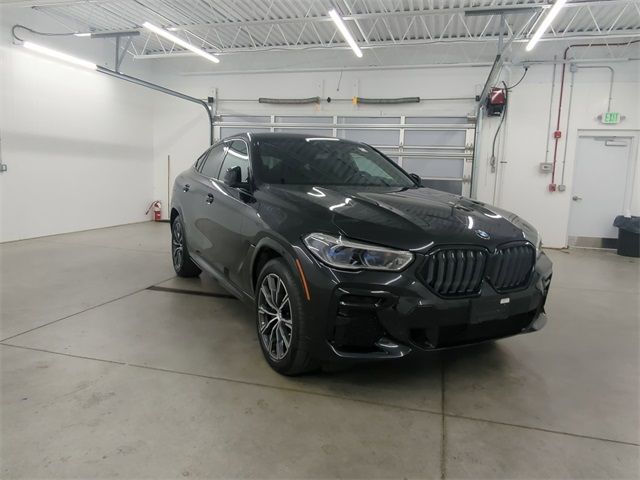 2022 BMW X6 xDrive40i