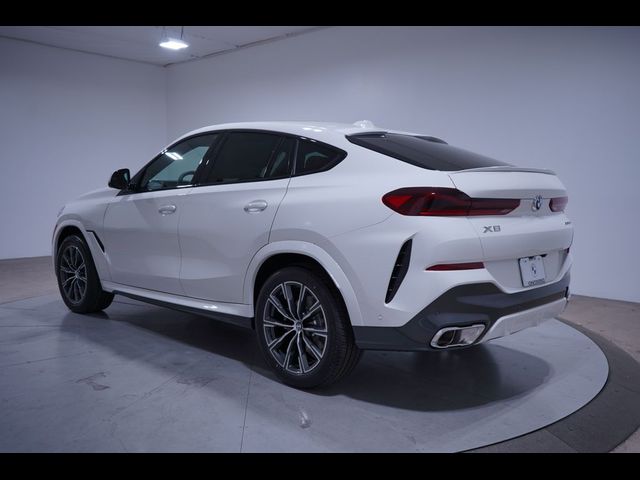 2022 BMW X6 xDrive40i