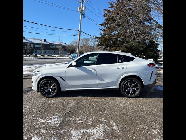 2022 BMW X6 xDrive40i