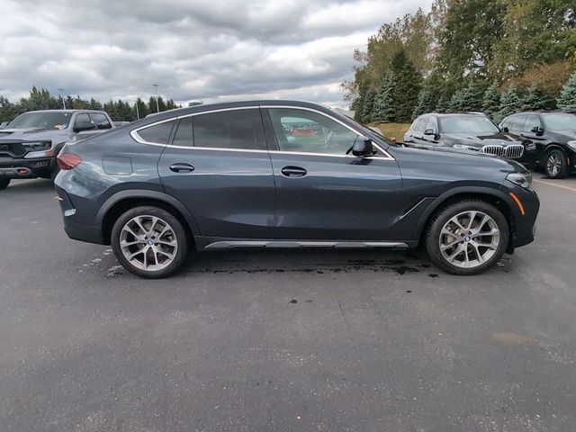 2022 BMW X6 xDrive40i