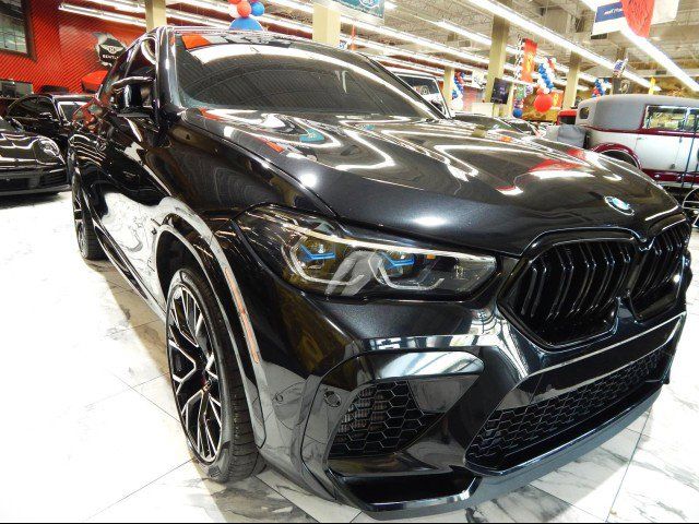 2022 BMW X6 M Base