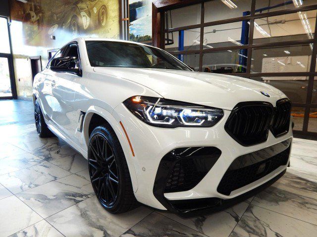 2022 BMW X6 M Base