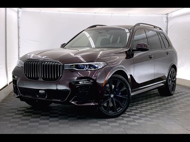 2022 BMW X7 M50i