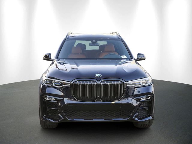 2022 BMW X7 M50i