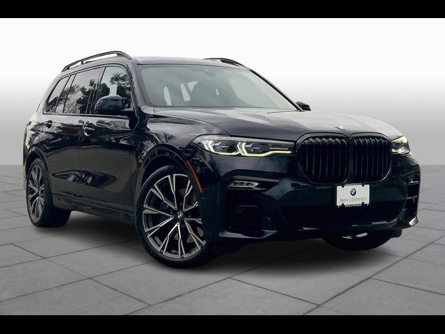 2022 BMW X7 M50i