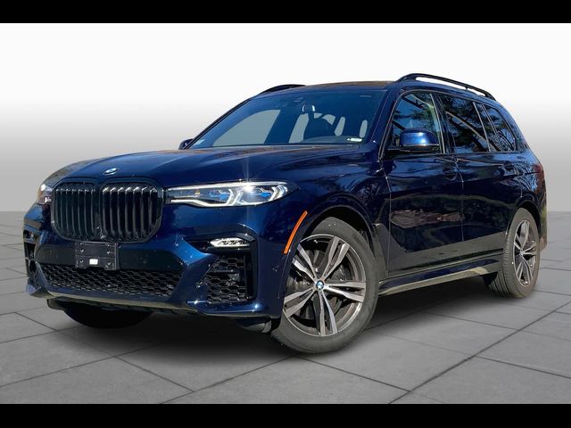 2022 BMW X7 M50i