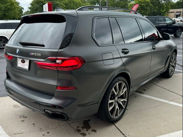 2022 BMW X7 M50i