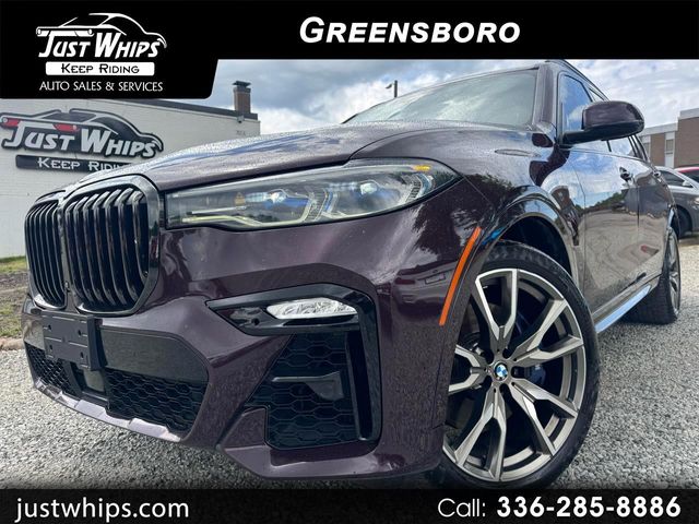 2022 BMW X7 M50i