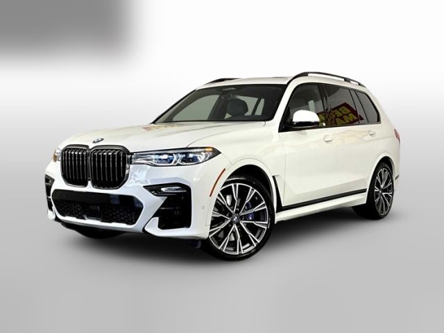 2022 BMW X7 M50i