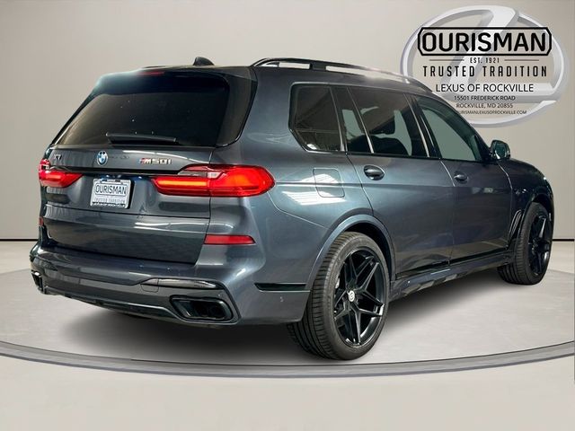 2022 BMW X7 M50i