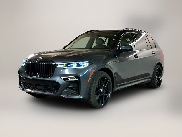2022 BMW X7 M50i