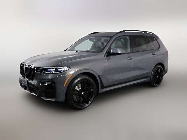 2022 BMW X7 M50i