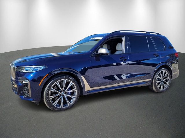 2022 BMW X7 M50i